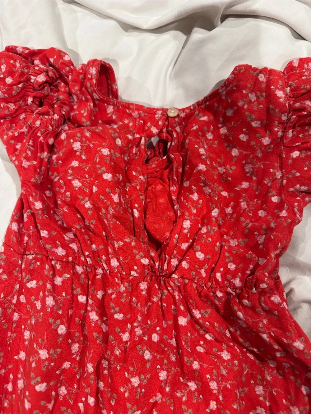 Old Navy Red Floral Puff Sleeve Dress